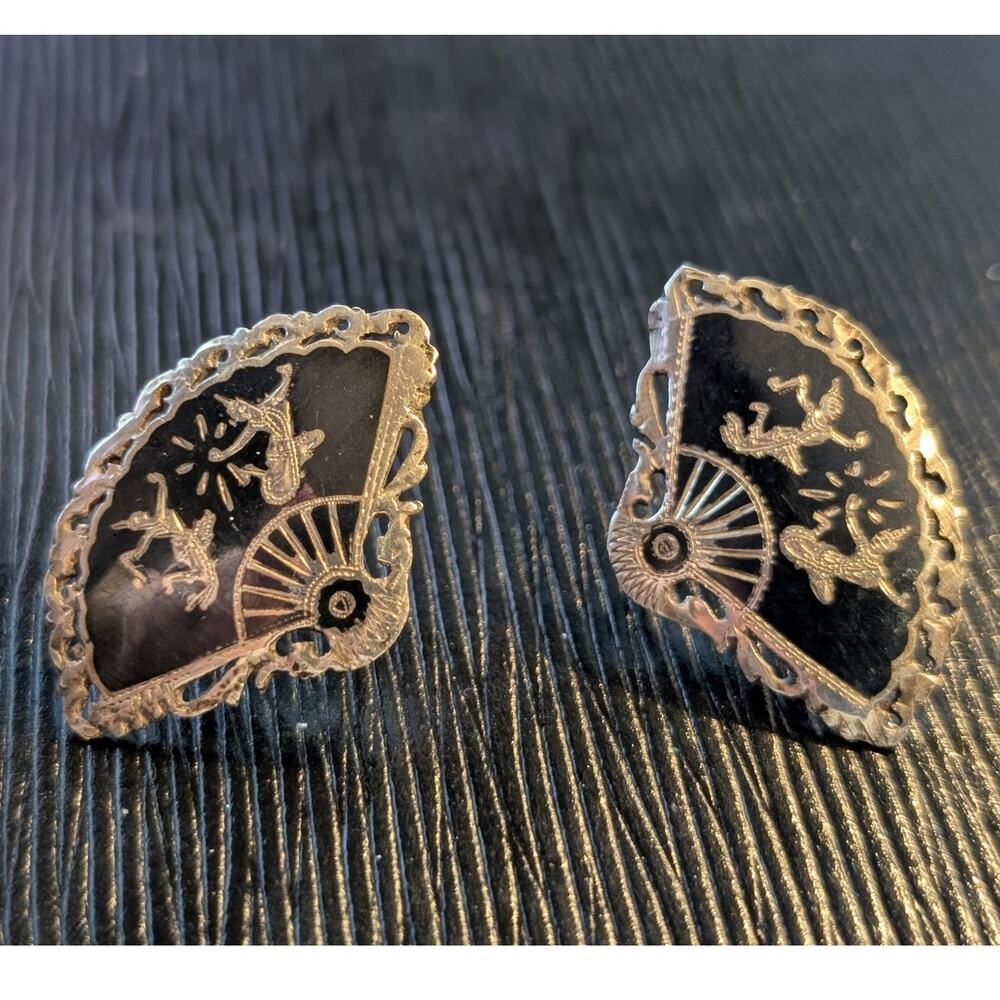 Vintage Siam Niello Sterling Silver Black Enamel Fan Screw Back Earrings